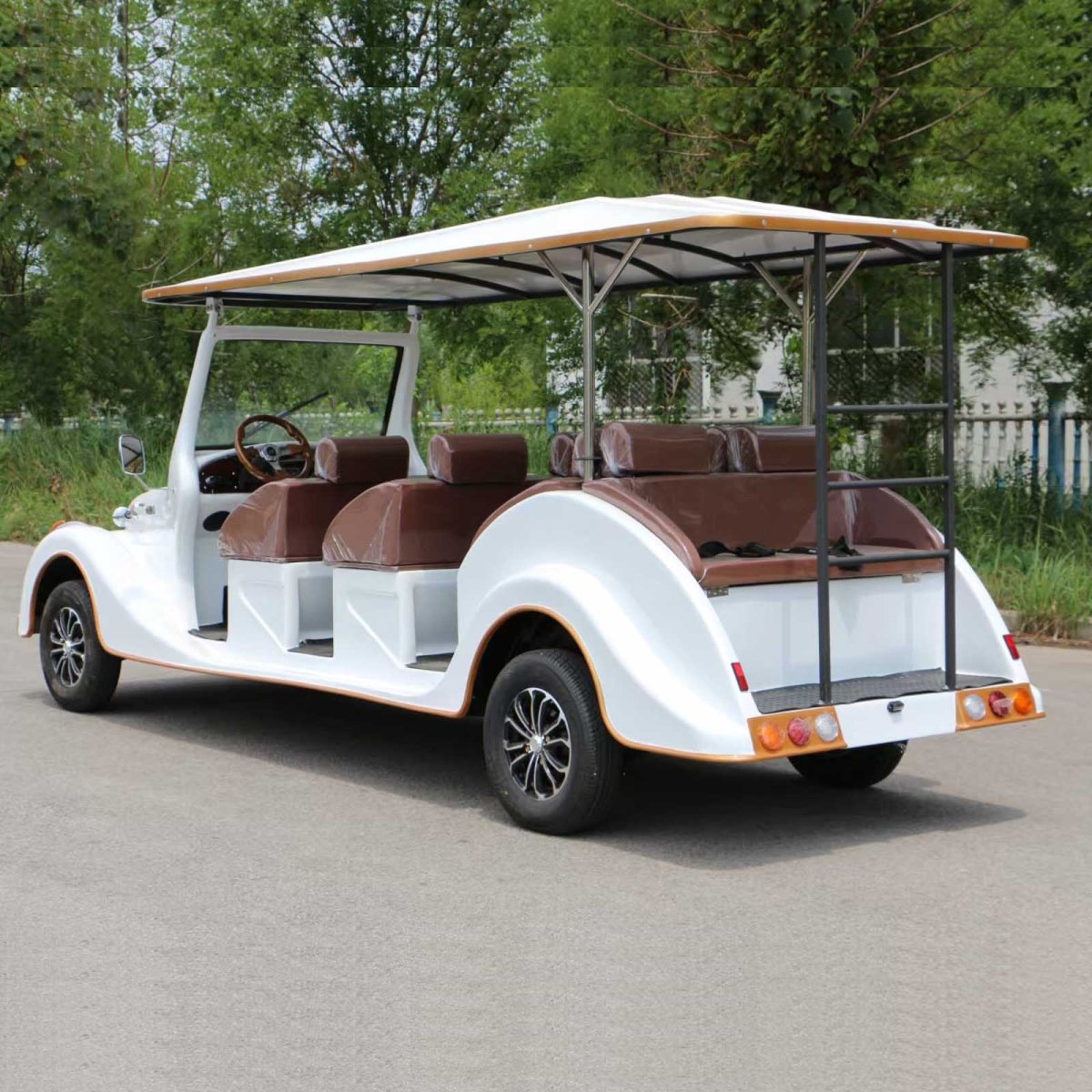 11-Seater Vintage Electric Tour Car – 72V Classic Sightseeing Vehicle with Steel Body | EPURA-CC 11S - Epura EV